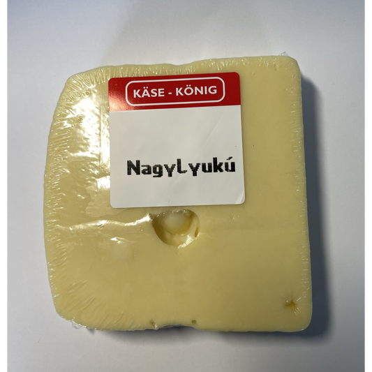 Käse-König nagylyukú félzsíros, félkemény darabolt sajt